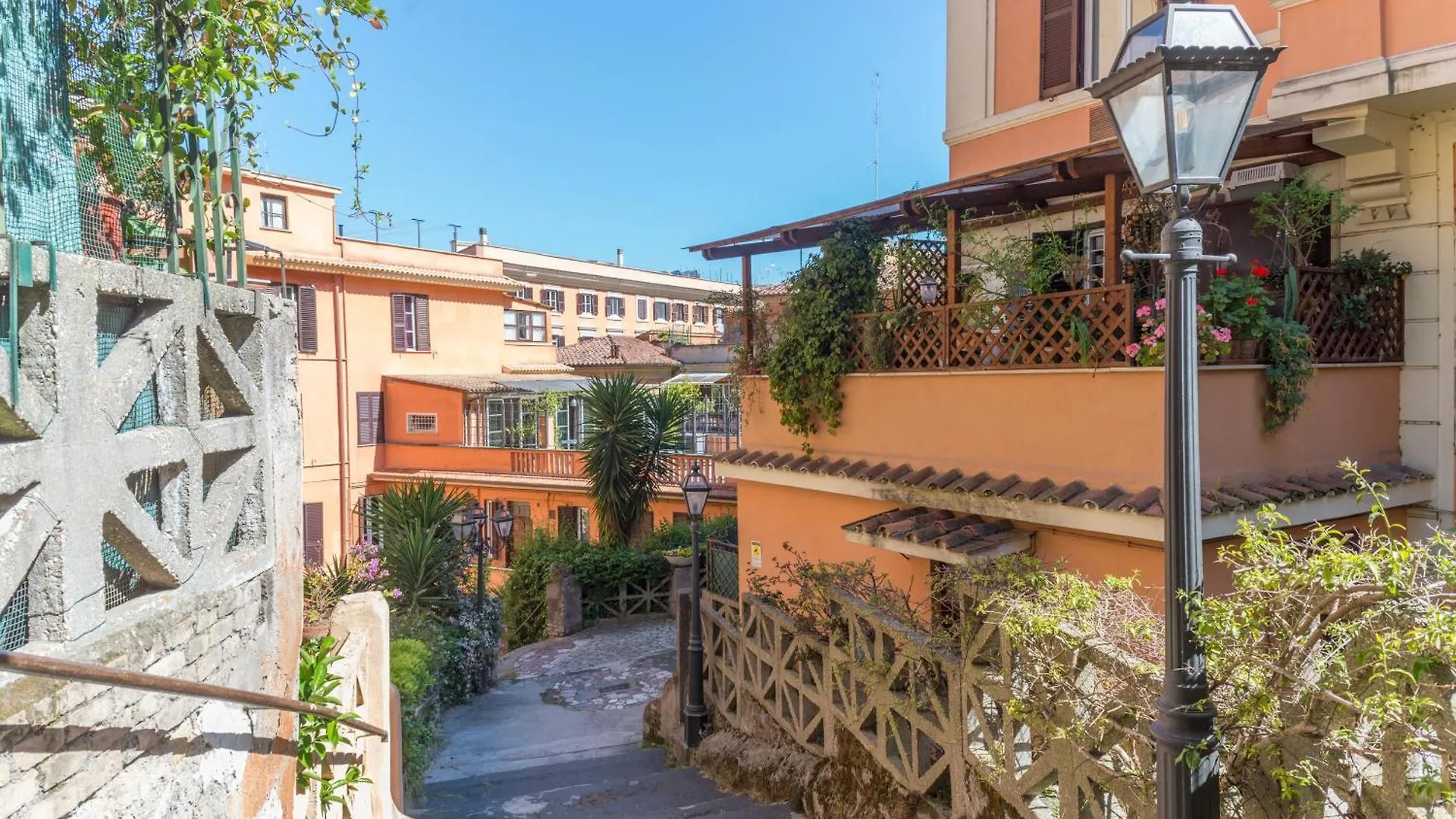 Studio In Trastevere Village Rome